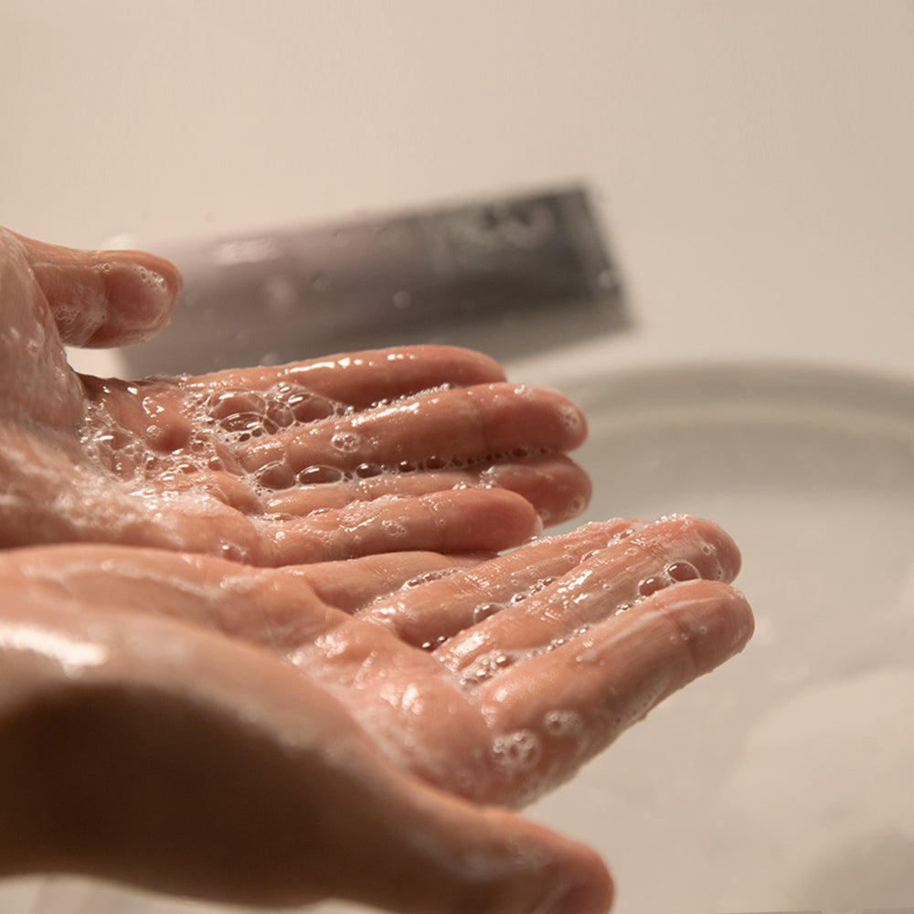 [haruharuwonder] Black Rice Moisture 5.5 Soft Cleansing Gel 100ml