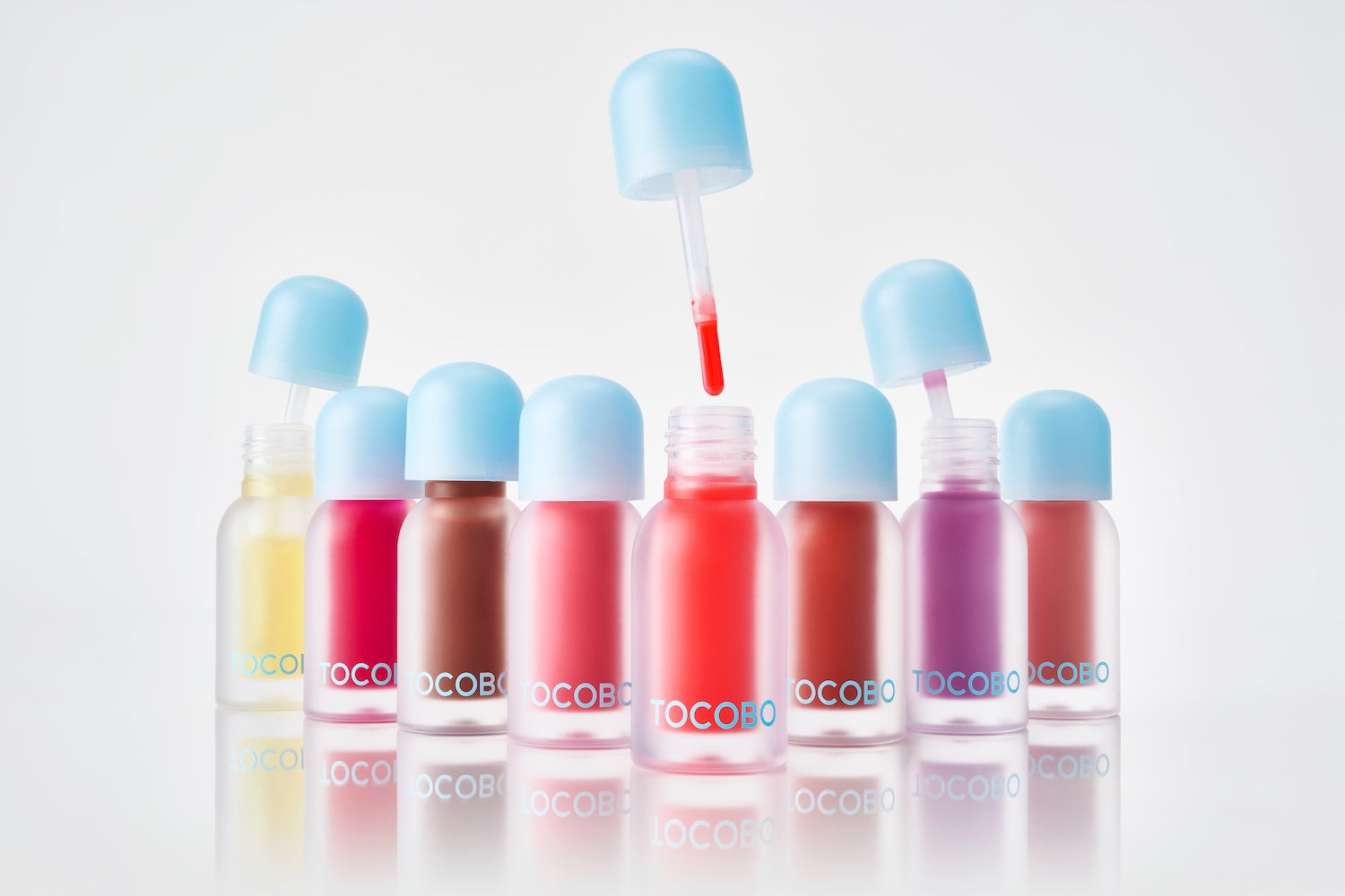 Juicy Berry Plumping Lip Oil 15 CORAL SODA 4g