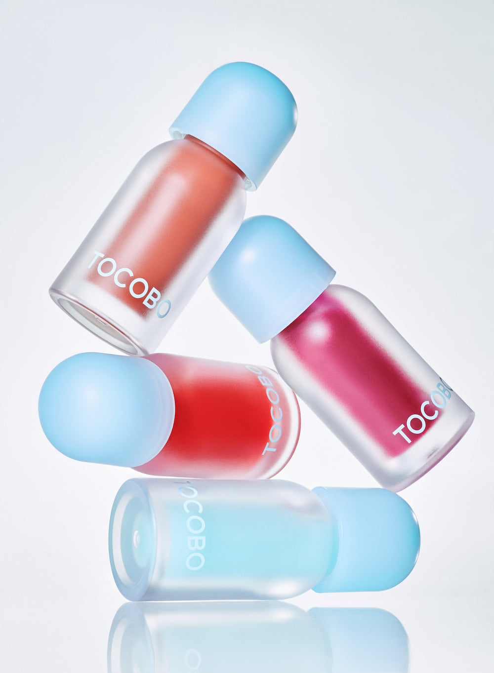 Juicy Berry Plumping Lip Oil 15 CORAL SODA 4g