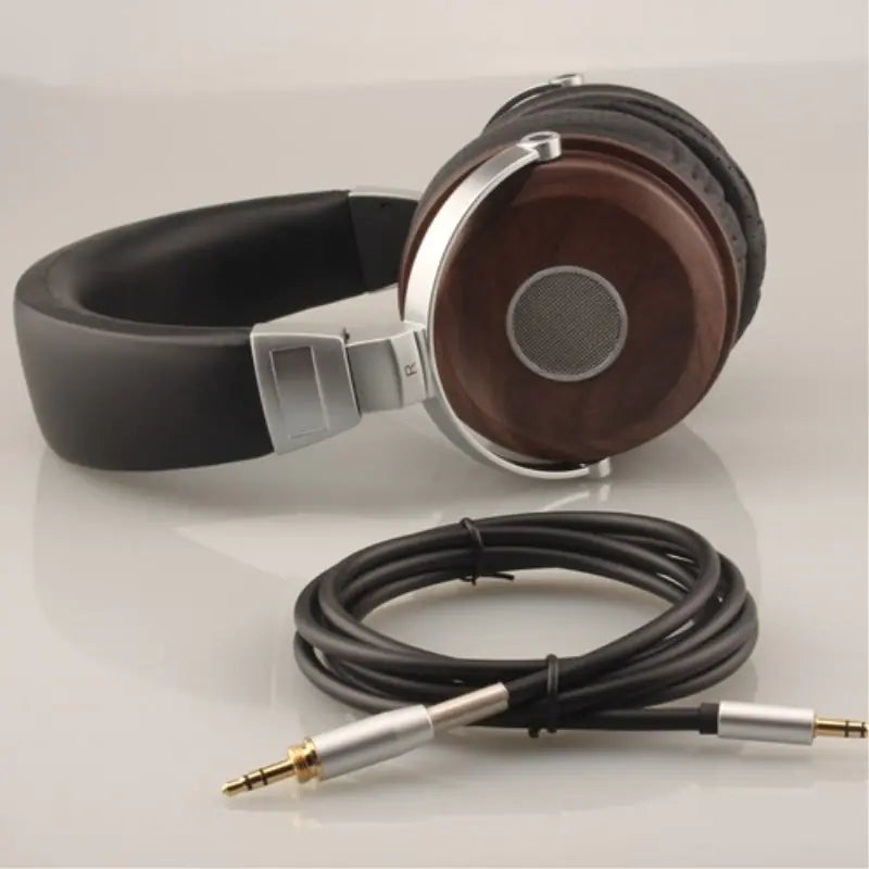 Wired HIFI Headphones for Music and Gaming (Over-ear)