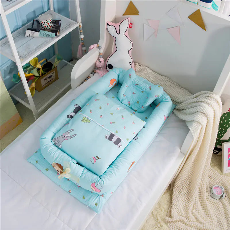 Foldable Portable Crib with Bionic Infant Mattress