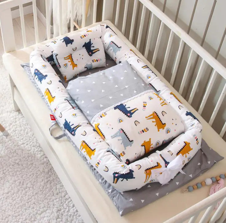 Foldable Portable Crib with Bionic Infant Mattress
