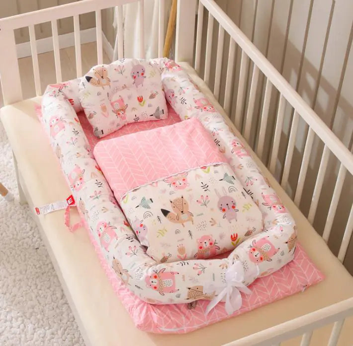 Foldable Portable Crib with Bionic Infant Mattress